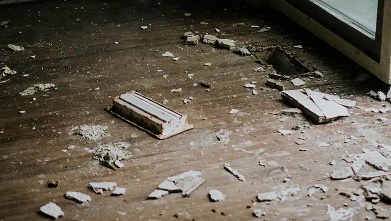 9 PKWs in Berndorf beschädigt: Täter von Polizei ausgeforscht © Amber Kipp / Unsplash (uBhkFLhGff0)